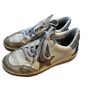 Vintage Havana Cream Golden Sneakers Girls Size 4 Glitter Distressed Zipper